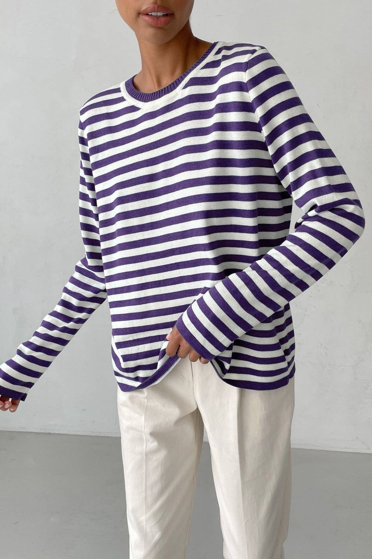 Round Collar Stripe Vintage Sweater DPS2717